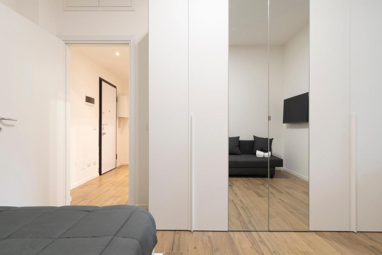 Chic Home Milano "Wifi & Smart Lock" Dış mekan fotoğraf
