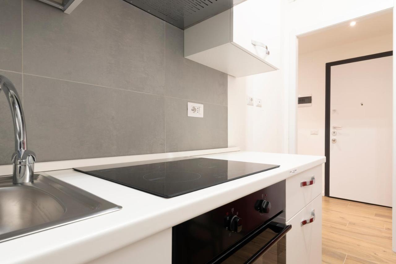 Chic Home Milano "Wifi & Smart Lock" Dış mekan fotoğraf